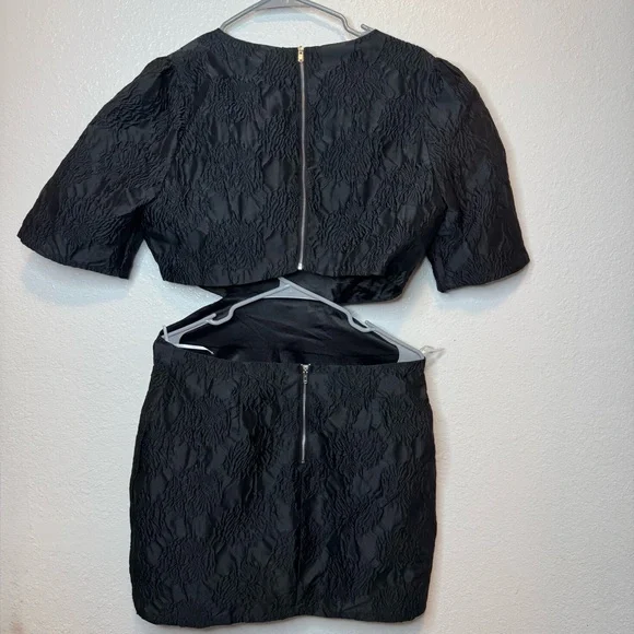 Lulus Romantic Reunion Black Jacquard Cutout Mini Dress Size Large - Picture 4 of 9